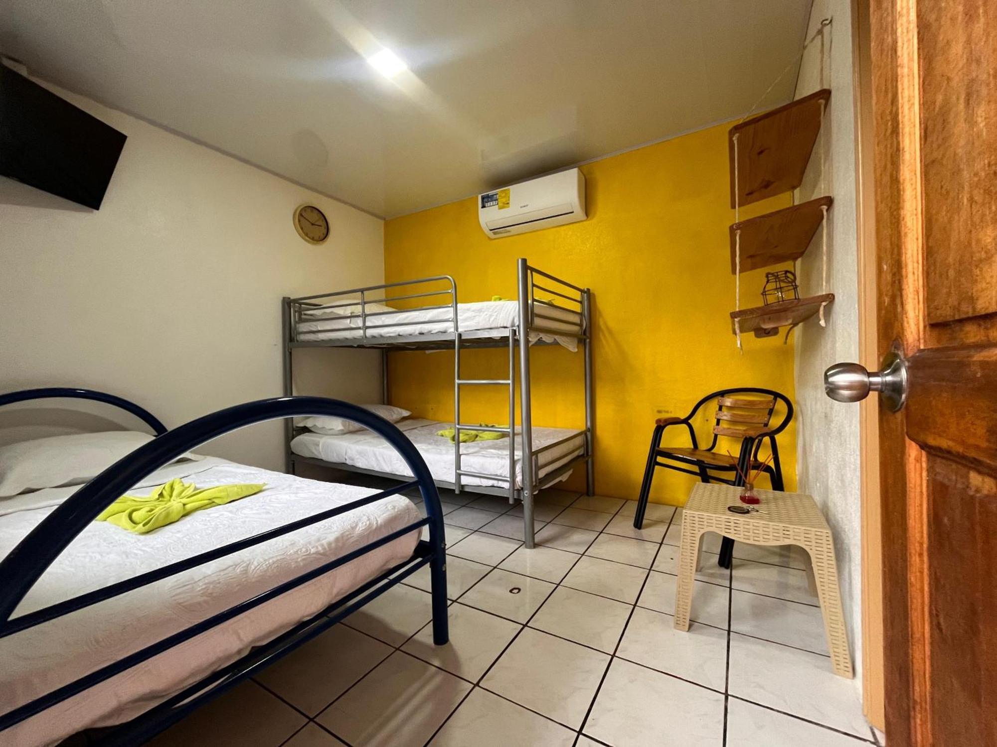 Cabinas Golfito Exterior foto