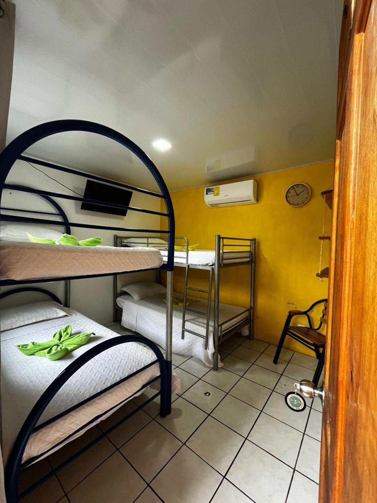 Cabinas Golfito Exterior foto